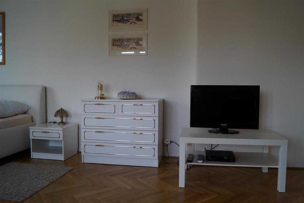 Apartman U Stadionu Broumov Dış mekan fotoğraf